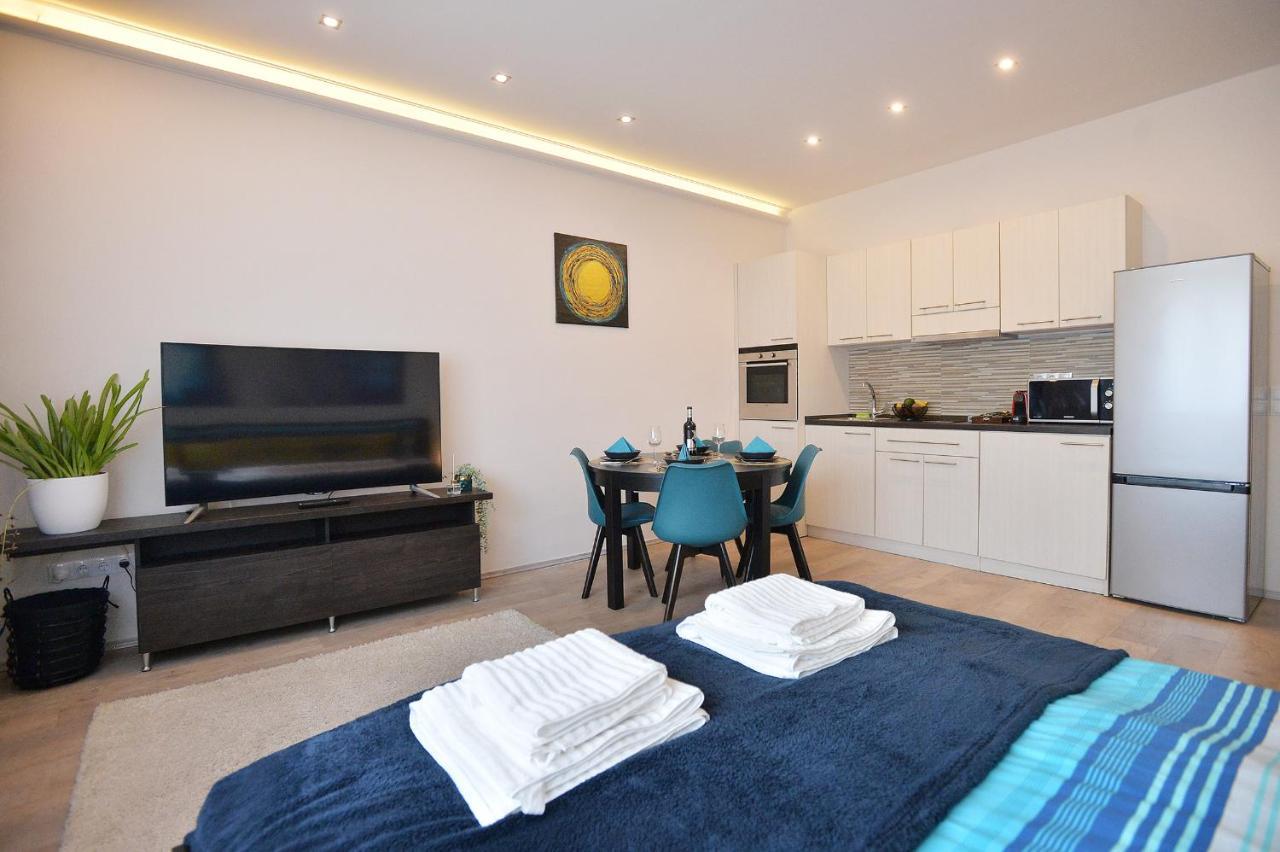 Netta Apartman Eger Extérieur photo